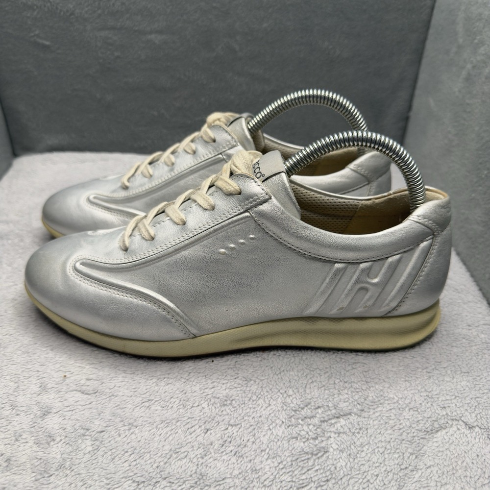 ECCO Women's Golf Shoes EU 38 Silver Metallic Leather Spikeless Sneakers 7-7.5